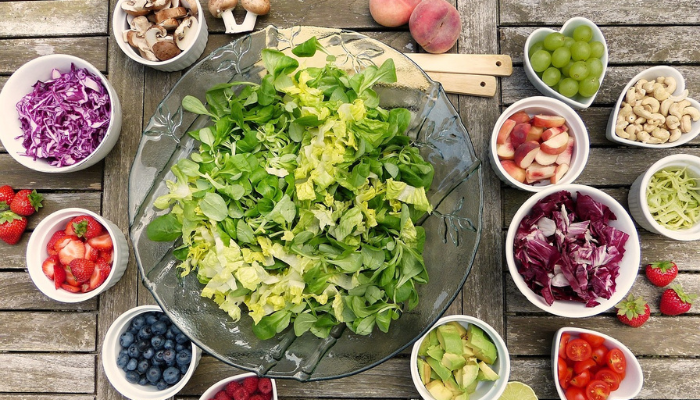 benéficos da salada na saúde